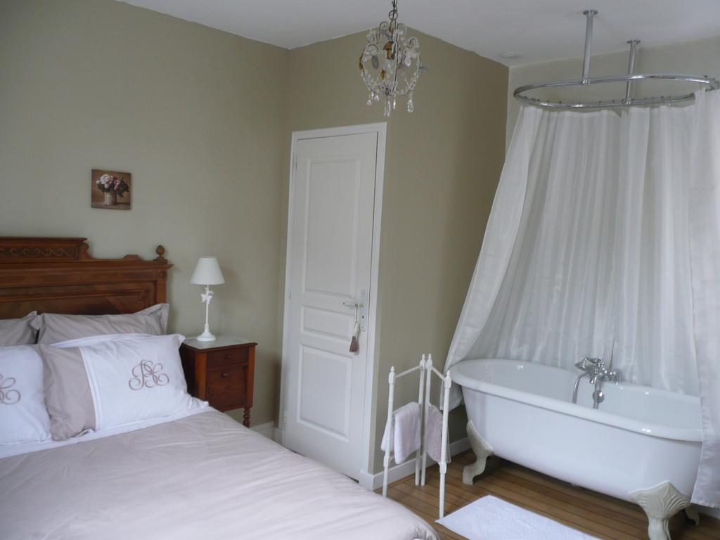 Les Lilas De Bellefontaine Bayeux Kamer foto
